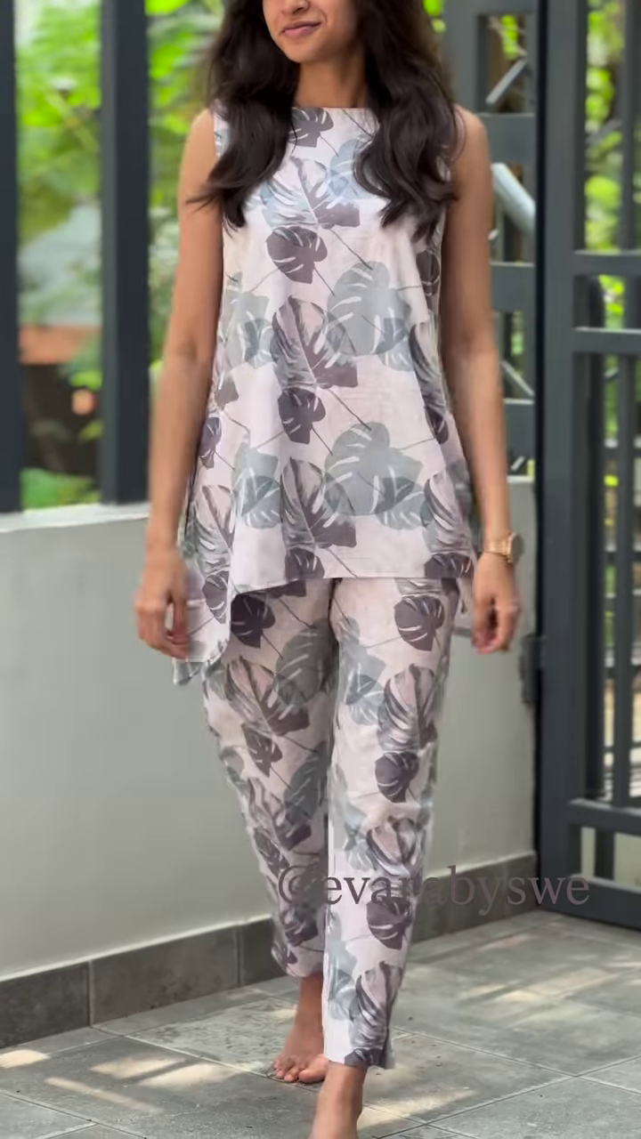 π΄ Tropical Breeze Sleeveless Co-ord Set β Light, Breezy & Stylish