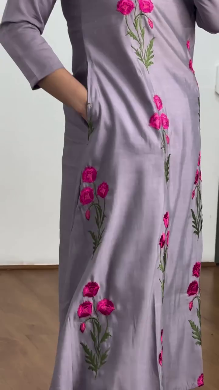 Floral Charm Embroidered Kurta β Grace in Bloom πΈ - Image 3